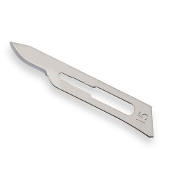 lames de bistouri n15 First Blades