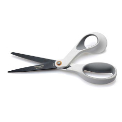 ciseaux-fiskars-ouverts